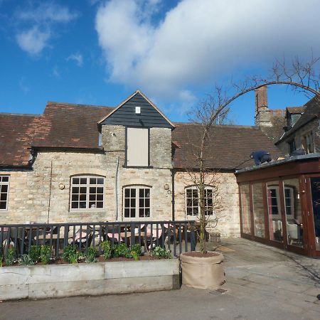 Bear And Ragged Staff Hotel Cumnor Exterior photo